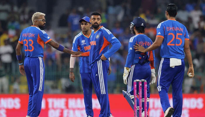 بھارتی ٹیم ٹی 20 ورلڈکپ فائنل سے قبل توہم پرستی کا شکار، جیت کیلئے کہیں ہوٹل تبدیل تو کہیں پچ