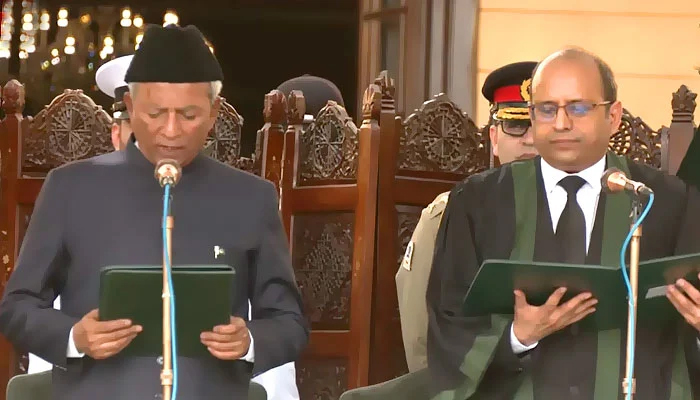 نہال ہاشمی نے گورنر سندھ کے عہدےکا حلف اٹھا لیا