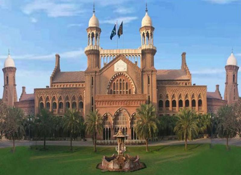 پیٹرولیم قیمتوں میں اضافہ لاہور ہائیکورٹ میں چیلنج، عالمی موازنہ بھی پیش