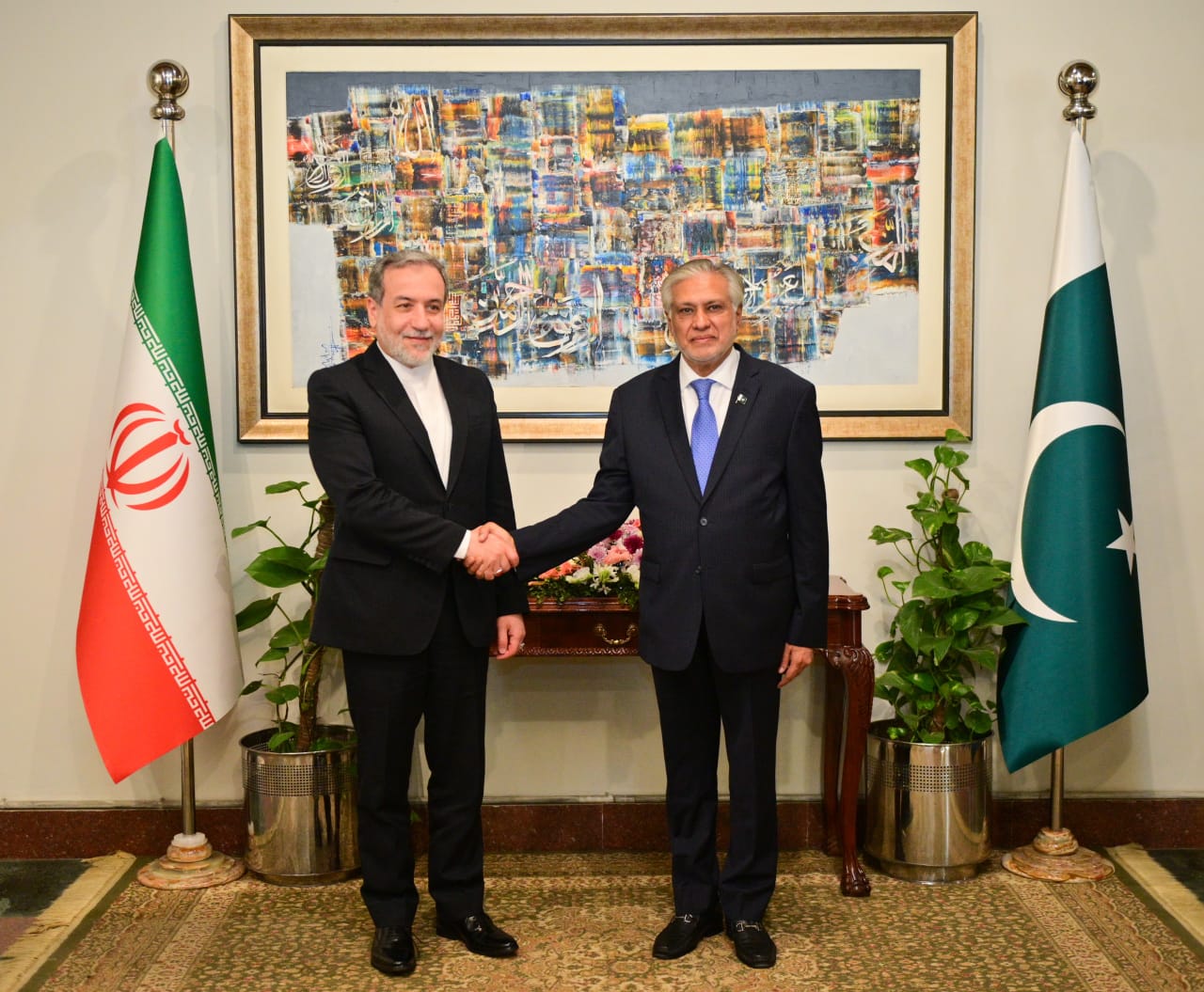 مذاکرات کیلئے پاکستان جانے سے کبھی انکار نہیں کیا: عباس عراقچی، اسحاق ڈار کا خیرمقدم