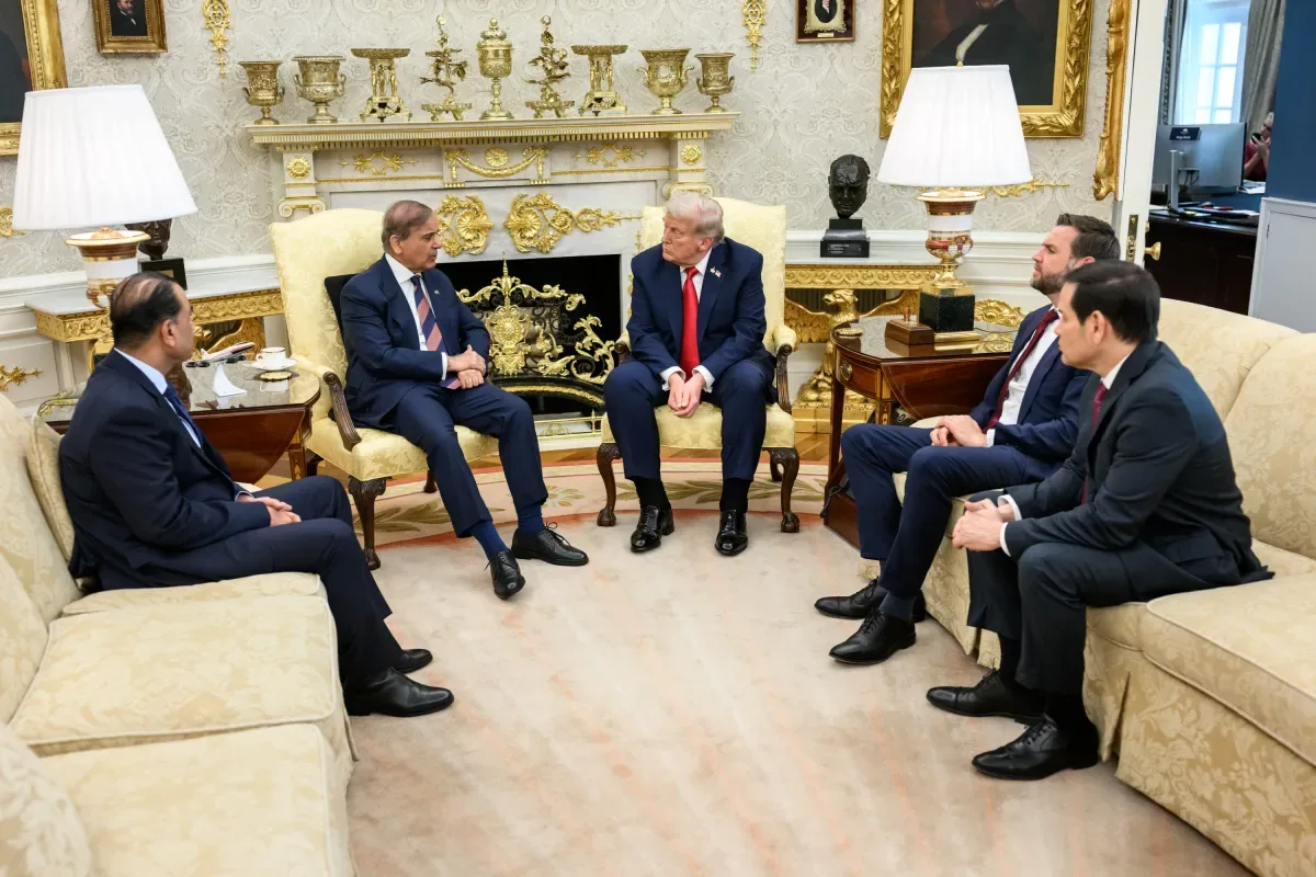 پاکستان کی بڑی سفارتی کامیابی: ٹرمپ اور ایران دو ہفتوں کی جنگ بندی پر راضی