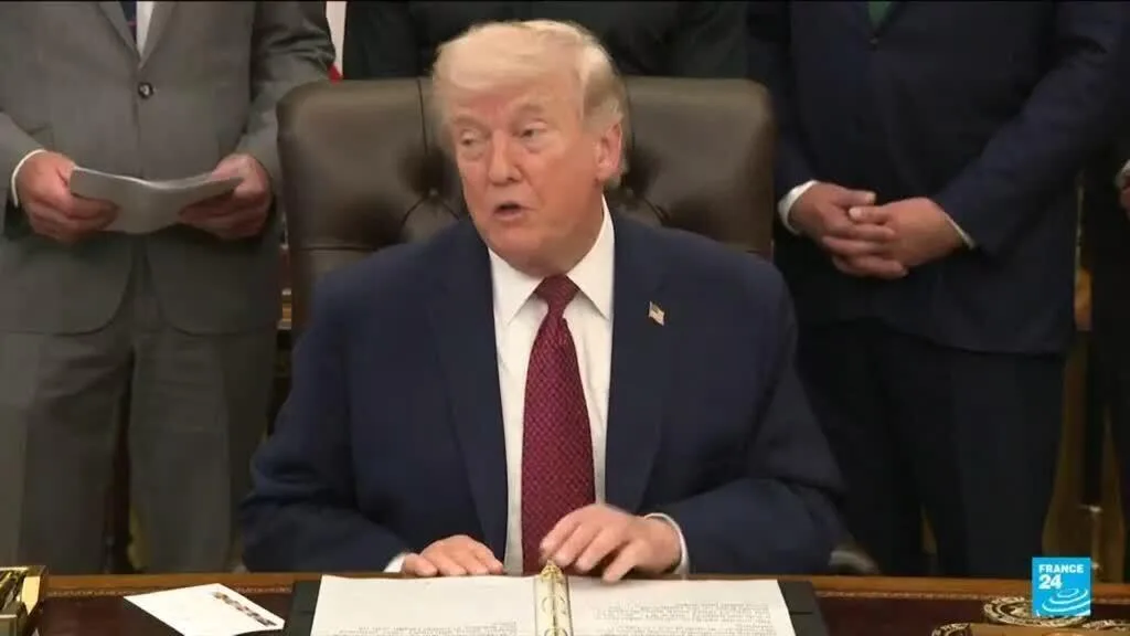 صدر ڈونلڈ ٹرمپ نے پاکستان کی درخواست پر ایران کے ساتھ جاری جنگ بندی میں توسیع کا اعلان کر دیا 