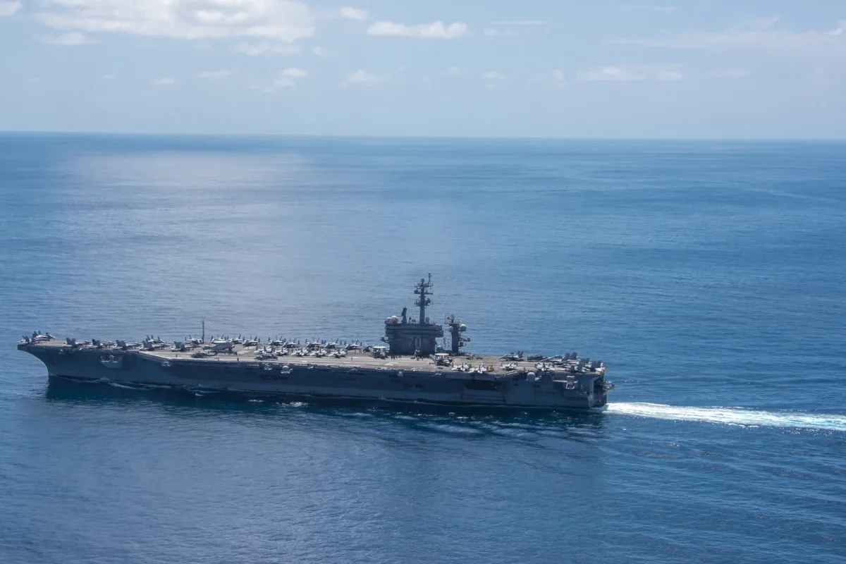 امریکی بحریہ کی بحرِ ہند میں کارروائی، ایرانی تیل لے جانے والے جہاز “میجسٹک” پر قبضہ