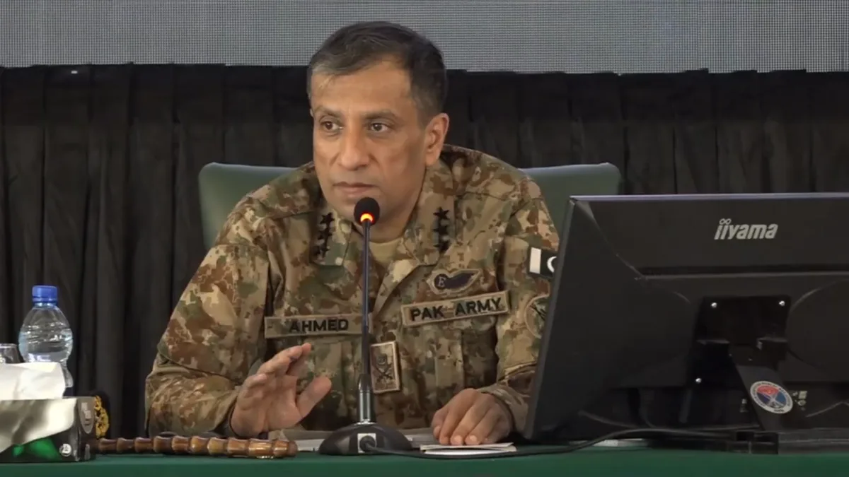 ڈی جی آئی ایس پی آر کی جامعات کے وائس چانسلرز اور اساتذہ سے خصوصی نشست، قومی سلامتی پر اہم بریفنگ