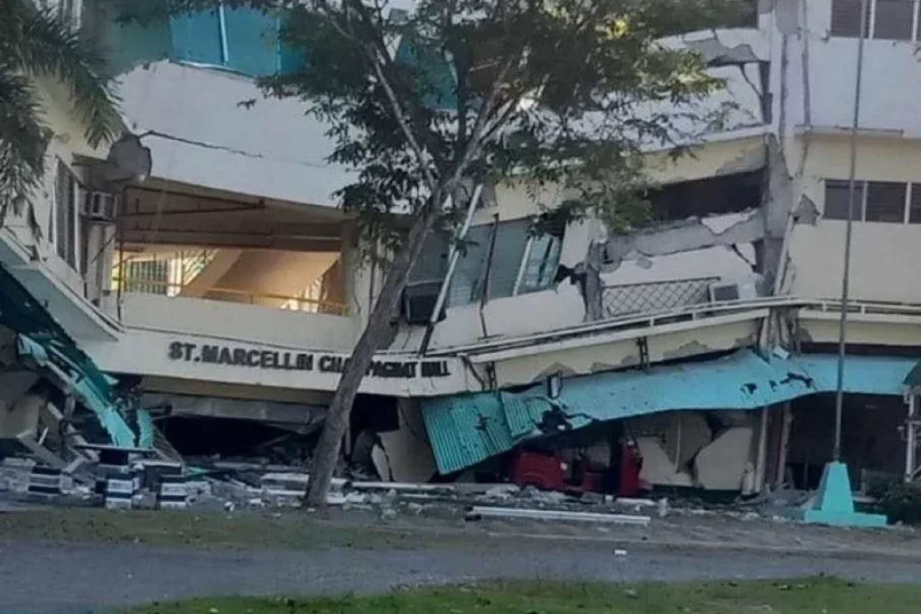 فلپائن میں 7.8 شدت کا زلزلہ، 5 افراد جاں بحق، متعدد عمارتیں منہدم