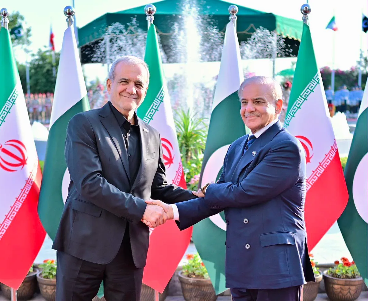ایران کا میزائل پروگرام مذاکرات کا حصہ نہیں رہا، پاکستان امن کے لیے کردار ادا کرتا رہے گا: وزیراعظم شہباز شریف