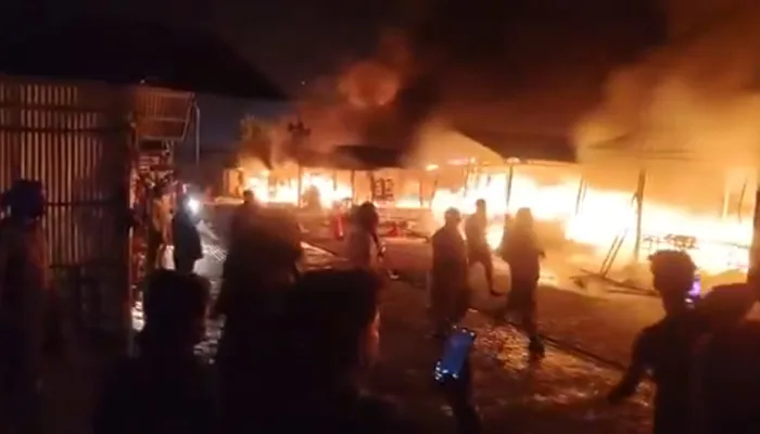 اسلام آباد: ایچ 9 اتوار بازار میں آگ، 335 دکانیں اور اسٹالز جل گئے