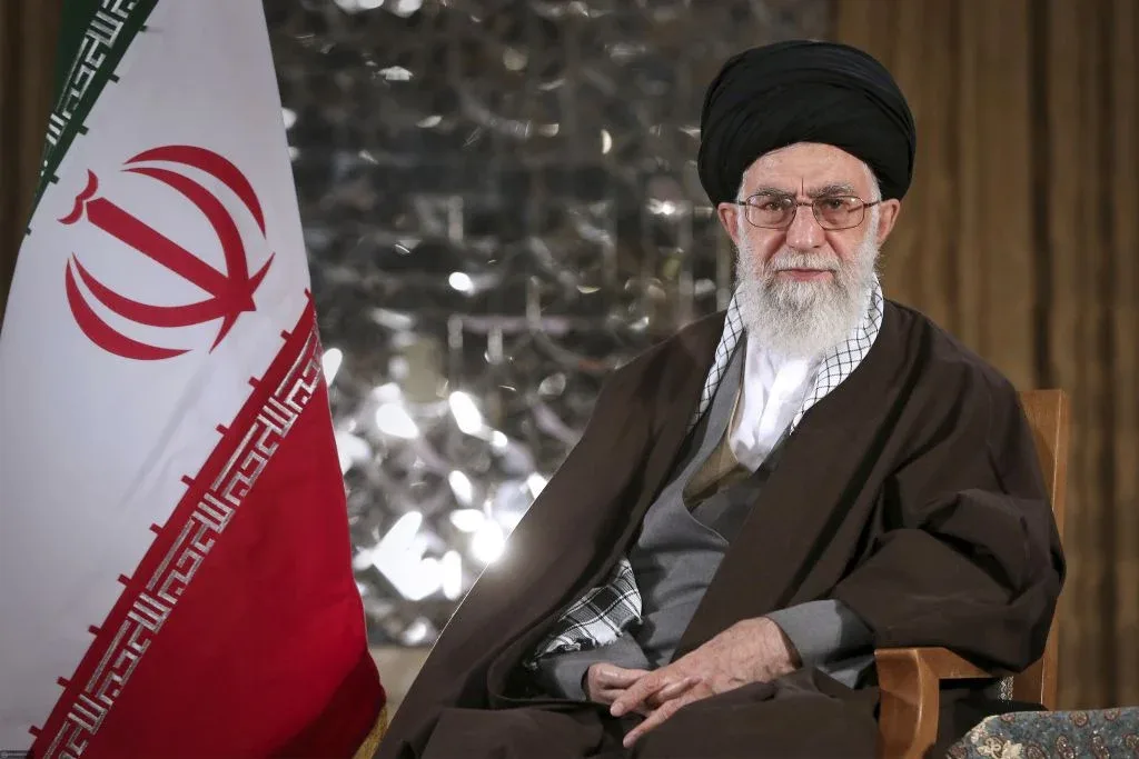 علی خامنہ ای کی آخری رسومات کے موقع پر ایران میں عام تعطیل اور یومِ سوگ کا اعلان