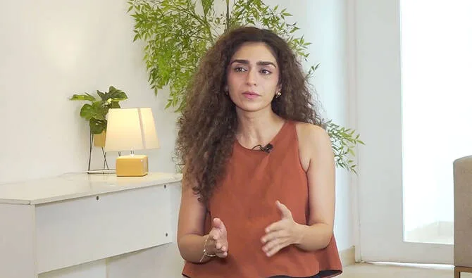حاجرہ یامین کا شوبز میں آنے والی لڑکیوں کو اہم مشورہ، "اپنے اصولوں پر قائم رہیں، ضرورت پڑے تو 'نہیں' کہیں"