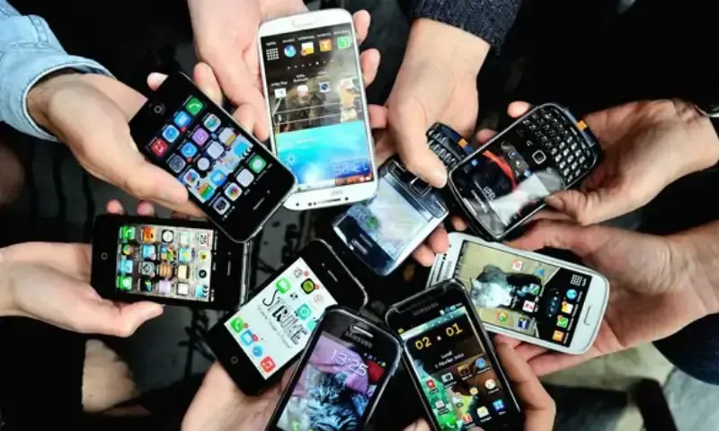 پاکستان میں مقامی سطح پر 5G فونز کی تیاری میں نمایاں اضافہ، رجسٹرڈ ڈیوائسز 38 لاکھ سے تجاوز کر گئیں