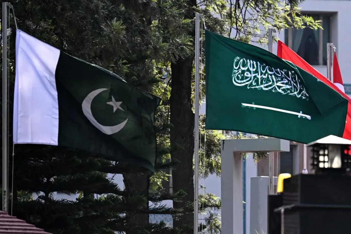 سعودی عرب نے پاکستان کے 5 ارب ڈالر قرض کی واپسی 3 سال کے لیے مؤخر کر دی، بیرونی مالی دباؤ میں نمایاں کمی