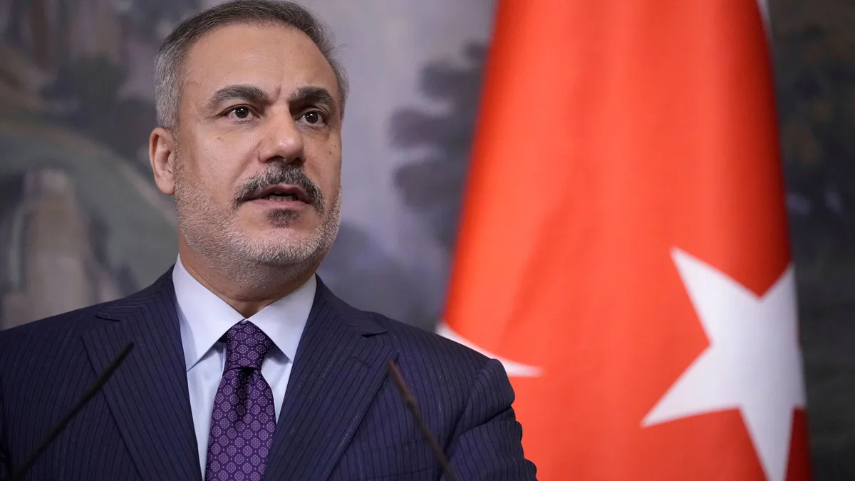 ترکیہ، پاکستان اور سعودی عرب کا دفاعی معاہدہ نیٹو آرٹیکل 5 جیسا ہے: حاقان فیدان