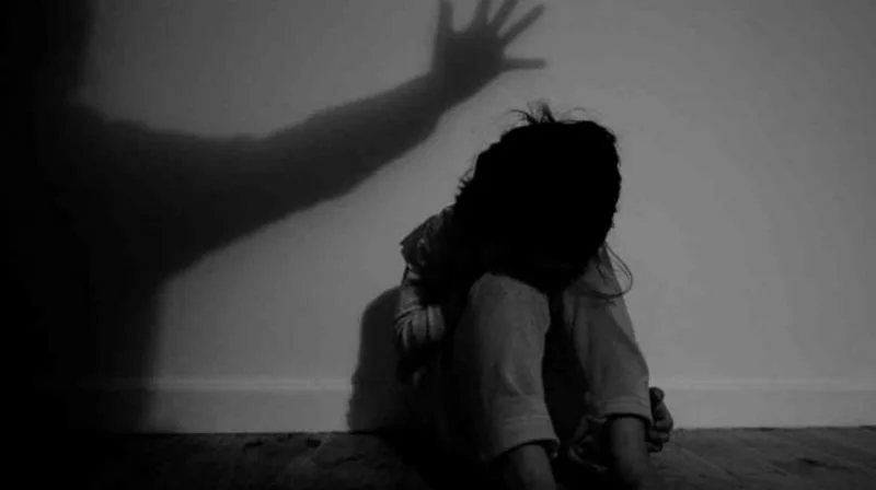  گجرات میں 3 سالہ بچی کا قتل، پوسٹ مارٹم رپورٹ میں لرزہ خیز انکشافات