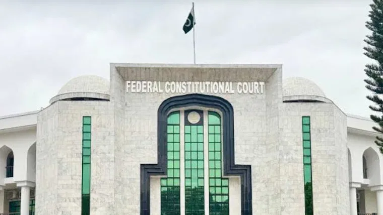  قیدی کا نجی اسپتال میں علاج جیل مینول کے خلاف قرار، اٹارنی جنرل کو نوٹس جاری