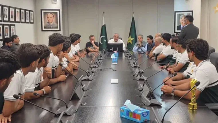 پاکستان انڈر 19 ٹیم کیلئے پہلی بار سینٹرل کنٹریکٹس دینے کا فیصلہ