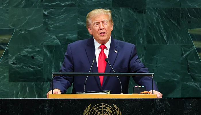 ’’بڑا فیصلہ کرنے جا رہا ہوں، ایران کو تباہ کروں یا دوبارہ پنپنے دوں‘‘ ٹرمپ کی ایران کو دھمکی