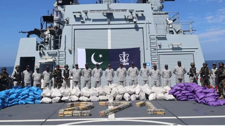 بحیرہ عرب میں پاکستان نیوی کی بڑی کارروائیاں، 96 ملین ڈالر کی منشیات برآمد