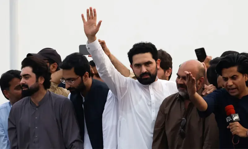سہیل آفریدی کا چارسدہ میں آئندہ کے لائحہ عمل کا اعلان، پہلے ٹیسٹ پھر ٹی ٹوئنٹی اور آخر میں ٹی ٹین کھیلنے کا عندیہ
