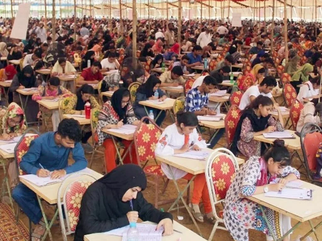 پنجاب میں میڈیکل اور ڈینٹل کالجز کی داخلہ پالیسی جاری، سالانہ فیس کا بھی اعلان