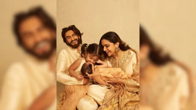 دیپیکا پڈوکون اور رنویر سنگھ نے دوسری بیٹی کا نام بتا دیا، فیملی کی خصوصی تصاویر بھی شیئر کردیں