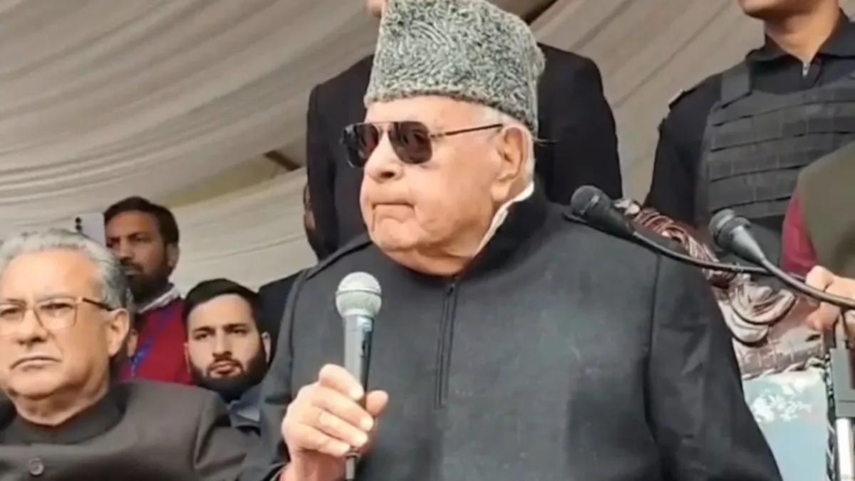 پاکستان ہر موقع پر کشمیریوں کے ساتھ کھڑا، حفاظت کر رہا ہے: فاروق عبداللہ