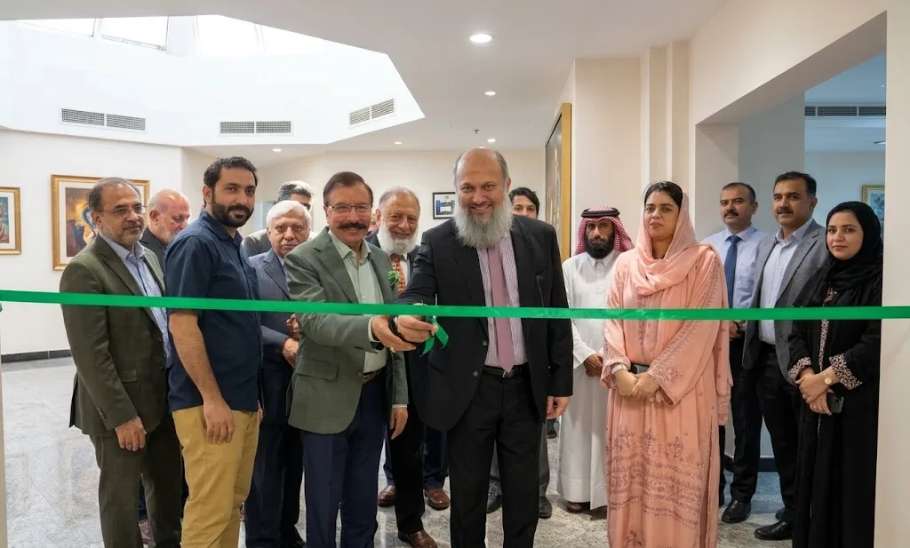 قطر میں پاکستانی مصنوعات کے ایکسپورٹ ڈسپلے سینٹر کا افتتاح، برآمدات بڑھانے پر زور